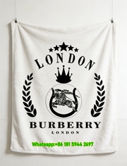 Burberry London Crown Knight Emblem Flannel Sofa Throw Blanket B020